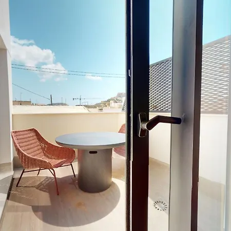Colorful Penthouse Center 5a アパート *